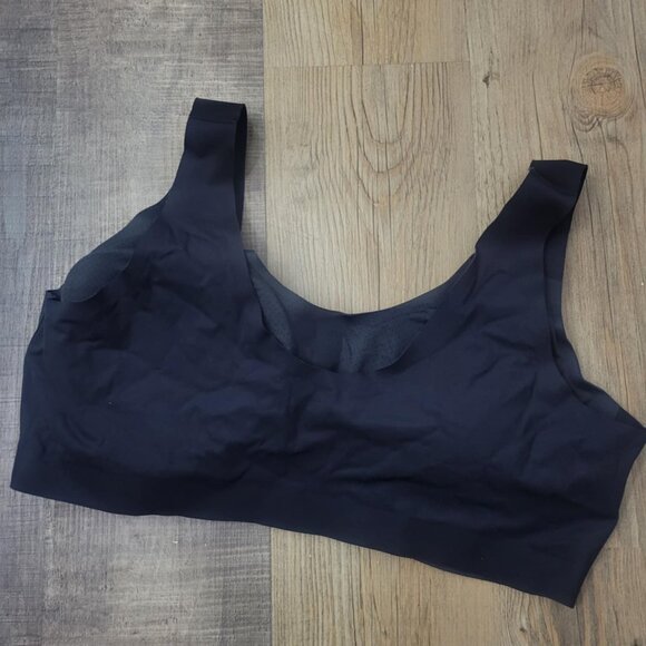 XXL Knix seamless pullover sports bra - black with removable pads fits 36c & 36b - Picture 3 of 5